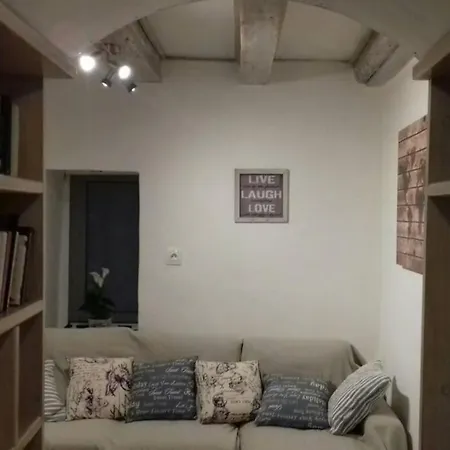 Cosy Little Modern-rustic In Corfu Center. Apartmán Corfu (city)